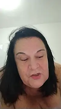 Yaya_Mineira Adlı Modelin Canlı XXX Sohbeti