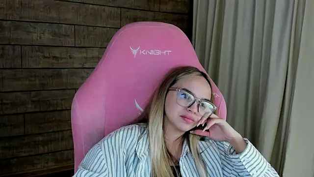 AnitaVenture's Live XXX Chat