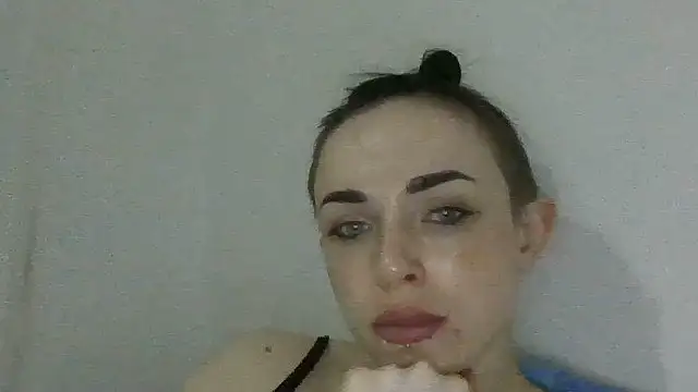 Trinsy_Love's Live XXX Chat