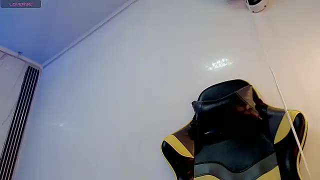 sombra_18's Live XXX Chat