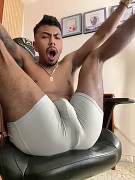 Latinmoster_boss Live XXX-Chat