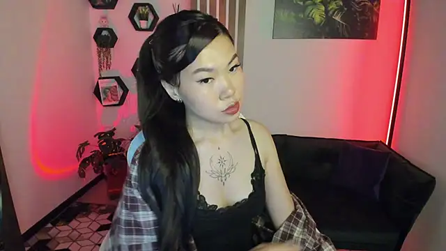 LunaPurrr's Live XXX Chat