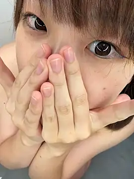 Hiiichan88のライブXXXチャット