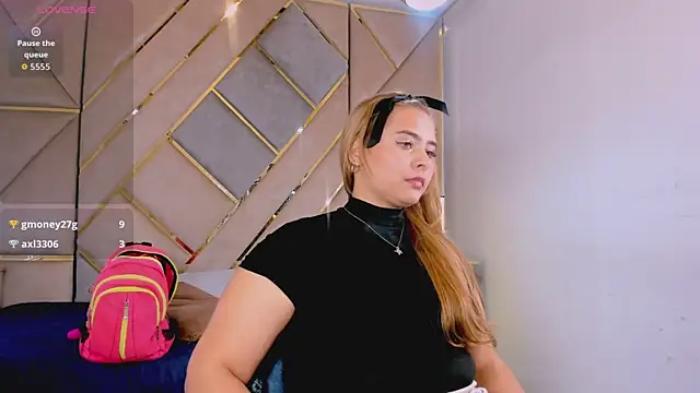 MikaelaStone 라이브 XXX 채팅