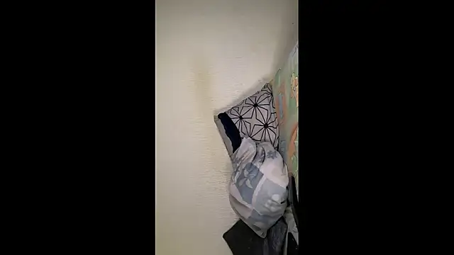 Paulhot018 লাইভ XXX চ্যাট