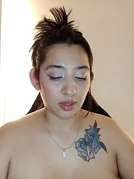 Chat +18 de VALENTINA_ROUSE_ ao vivo
