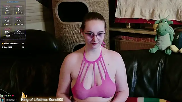 GamerGirl_Eve Adlı Modelin Canlı XXX Sohbeti