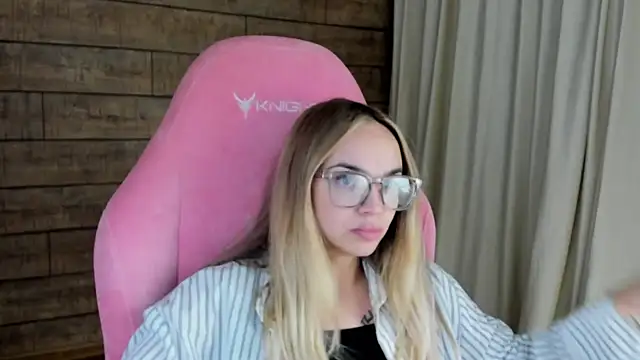 AnitaVenture's Live XXX Chat