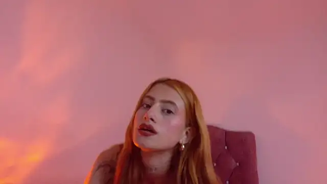 Chat XXX en directo de EliMonroe