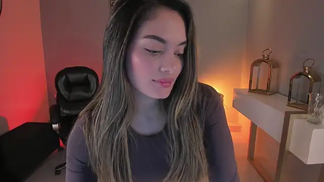 Онлайн чат XXX GiaFerrara