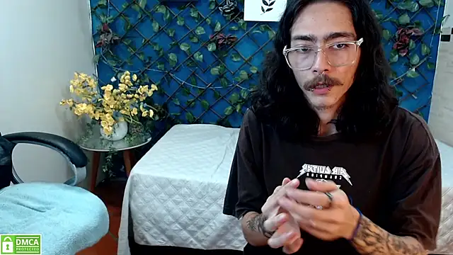 bigcock_robert Chat XXX in diretta