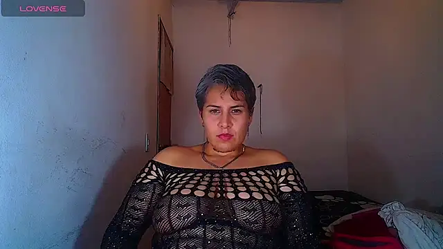 دردشة Yessi_rousse الجنسية المباشرة