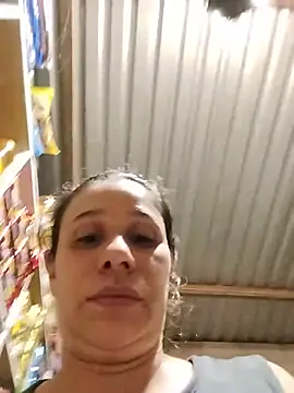 Živý XXX chat MIA-LARIOS