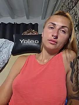 kylie_blck: онлайн-секс-чат