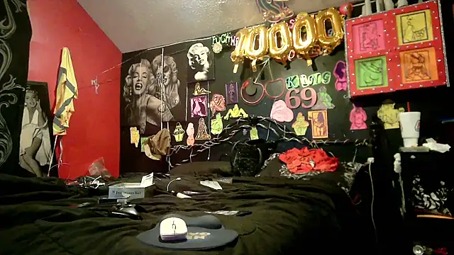 Splash_Queen420 élő XXX-chatje