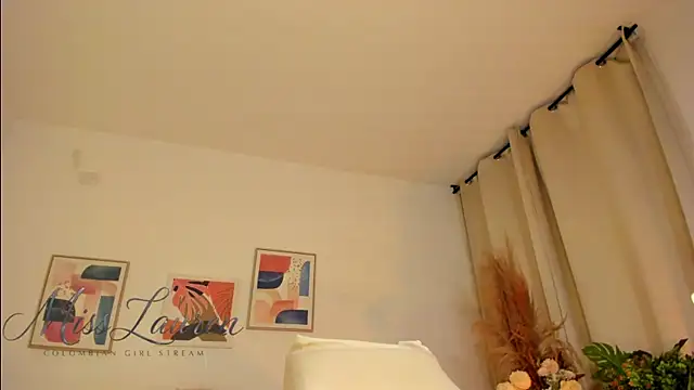Misslaurenn's Live XXX Chat