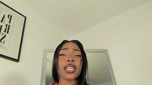 Chat XXX en directo de GenesisJordan