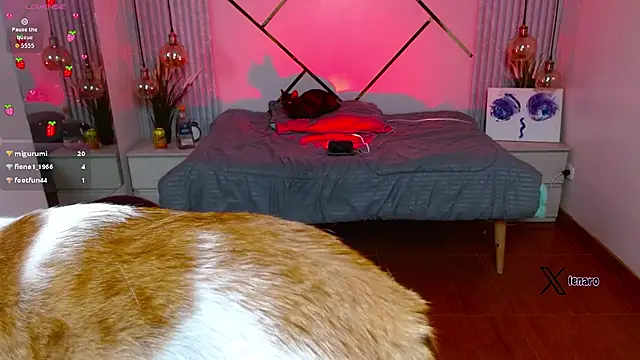 LenaRoses' Live XXX Chat