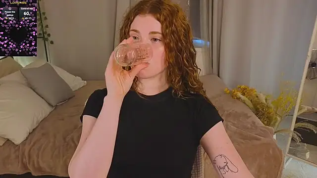 Freckle_Diyana Chat XXX in diretta