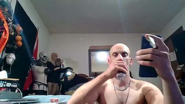 Chat XXX en directo de slinginbigD