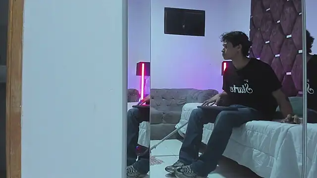TonyBenedetti XXX чат на живо