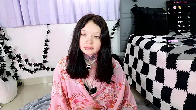 Chat +18 de Lein_Bone ao vivo