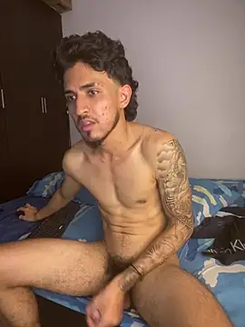 Kriss_Edwards' Live XXX Chat