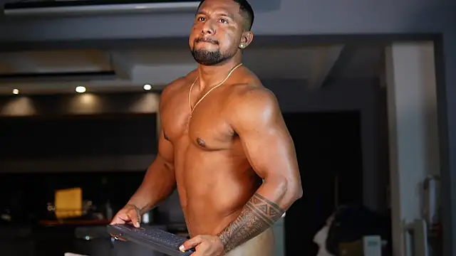 CallumMuscle's Live XXX Chat