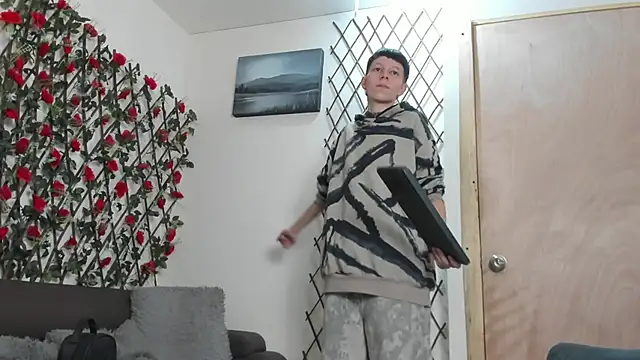LiamBrown09 Chat XXX live