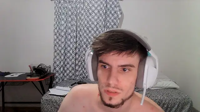 benzooo3's Live XXX Chat