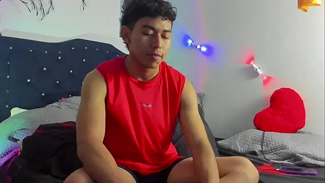 Robert__Zan Chat XXX live