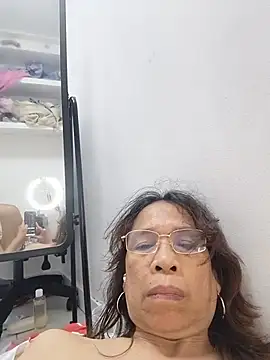 Shakirah_Best_Ass Adlı Modelin Canlı XXX Sohbeti
