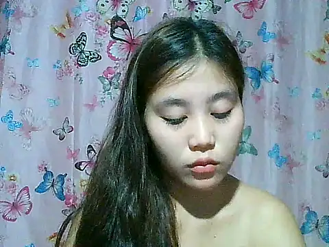 Chatroom XXX en direct de SexyAsianPussy4u