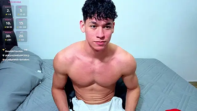 دردشة Luke_Muscle الجنسية المباشرة