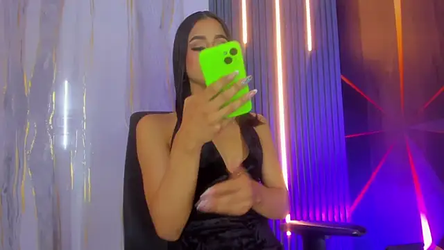 Miss_Isa_n Live XXX chat
