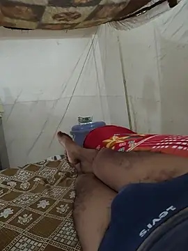 INDIAN_CHEESY-BOSS' Live XXX Chat