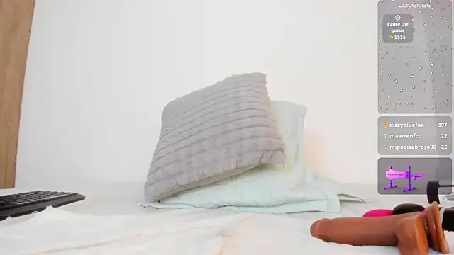 NAMIMAYERS2's Live XXX Chat
