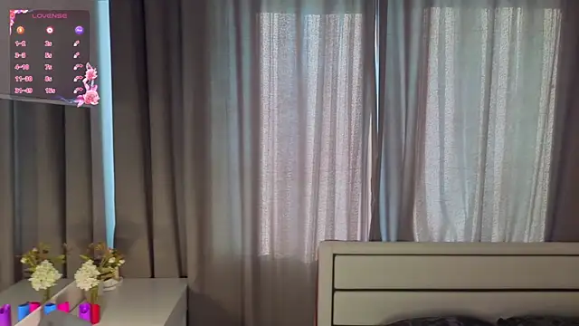 DaynaMacha's Live XXX Chat