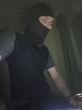 Nidge251 Show in webcam