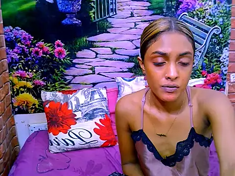 Chat XXX en directo de IndianPretty14u2Luv