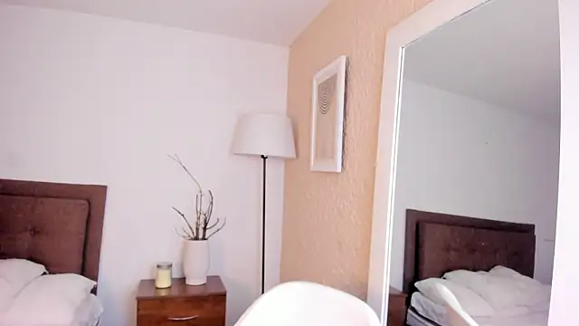 Živý XXX chat KissCherry__