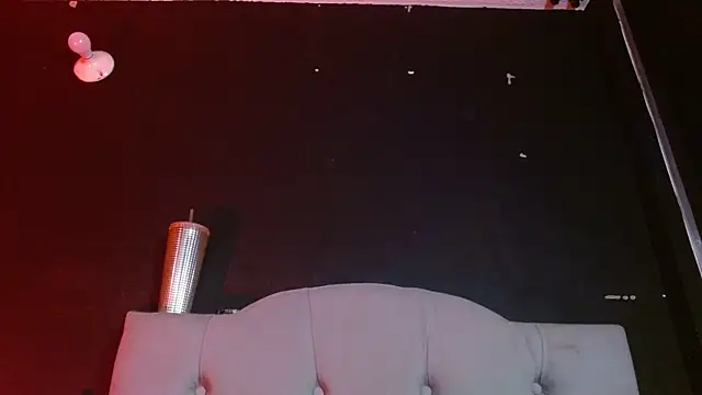 Red-moon1 Chat XXX live