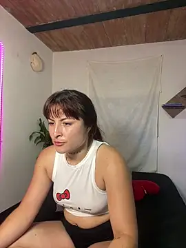 Liah_ferrer Chat XXX in diretta