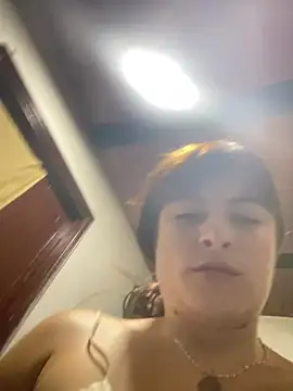 Chat +18 de Liah_ferrer ao vivo