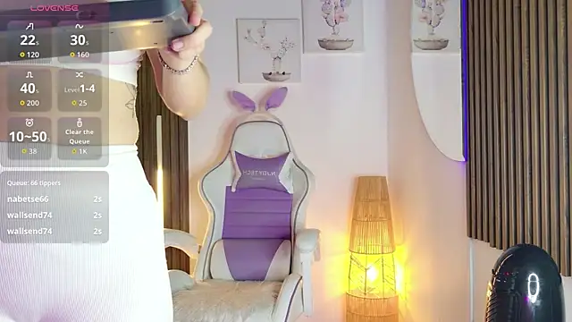 mia_099 élő XXX-chatje