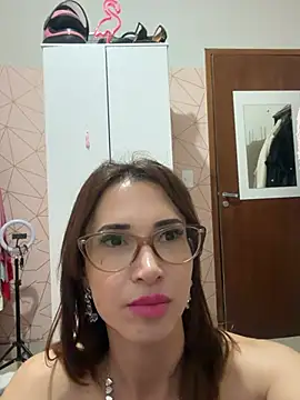 Chat +18 de Irresistible37 ao vivo