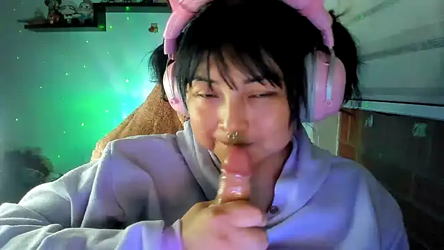 Shaddycute_'s Live XXX Chat