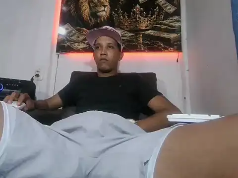 badboy_master Chat XXX in diretta