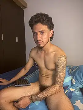 Chat +18 de Kriss_Edwards ao vivo