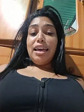 צ'אט XXX בשידור חי של Putaalexa